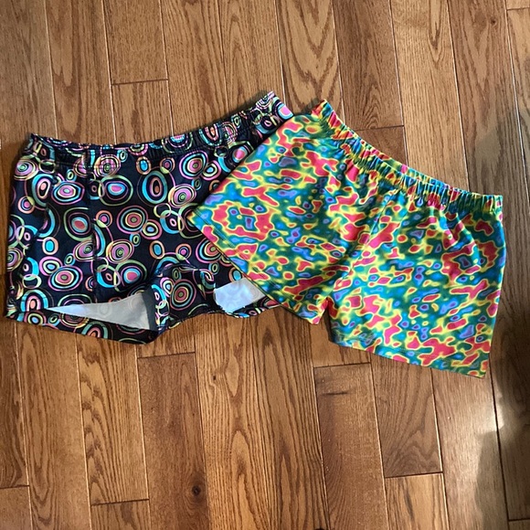 Spandex - Picture 1 of 3